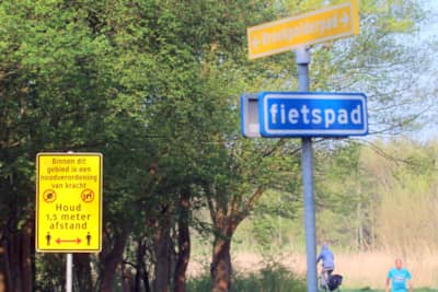 Ge- en verbodsborden in de openbare ruimte